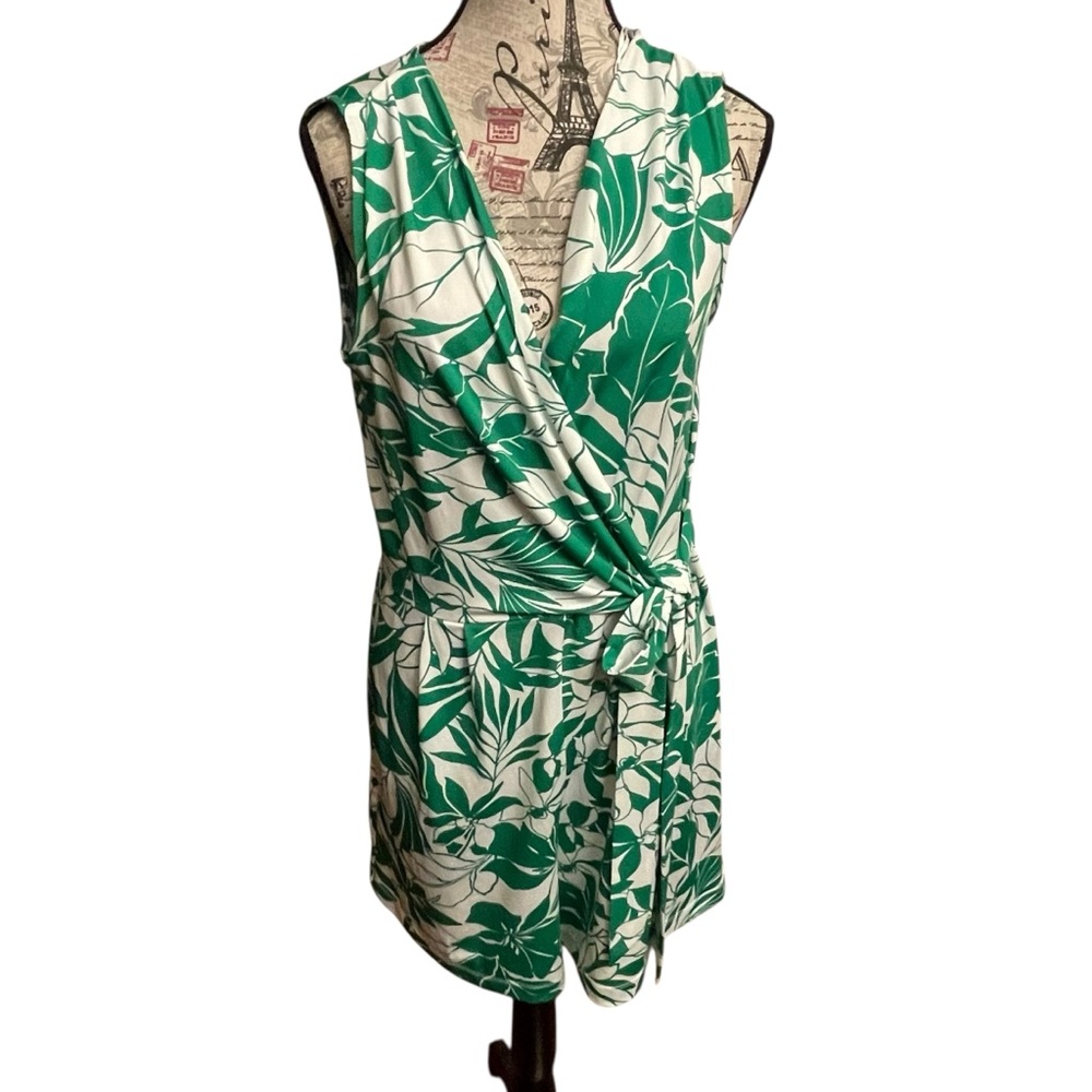 Emma & Michele Green and White Leaf Pattern Dress